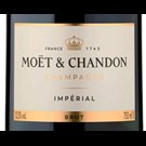 More moet-chandon-brut-75cl-new-label2.jpg